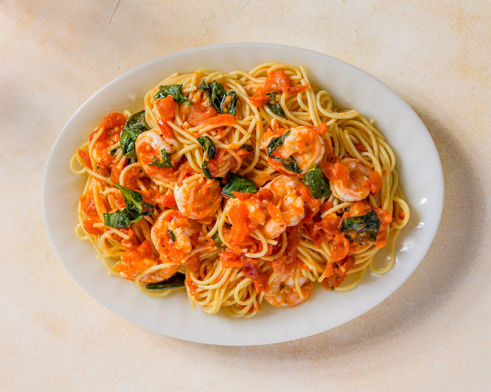 Spaghetti Shrimp Tomatoes White Wine
