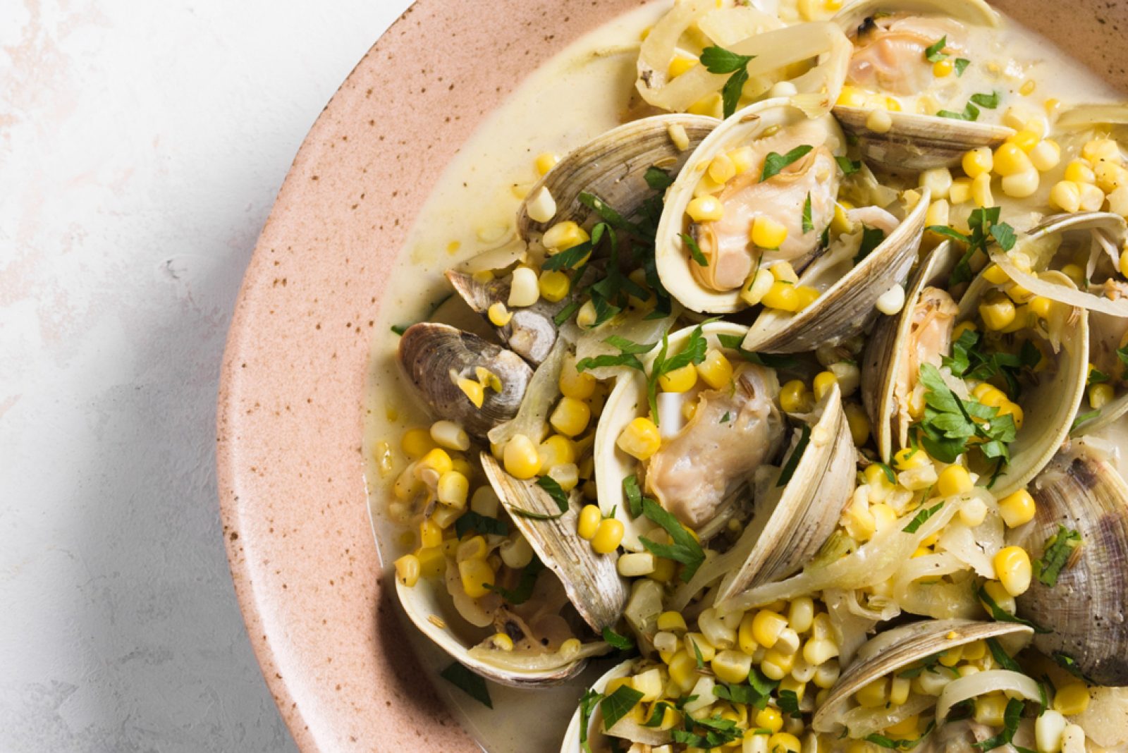corn-fennel-crème-fraîche-steamed-clams-cookish WEB