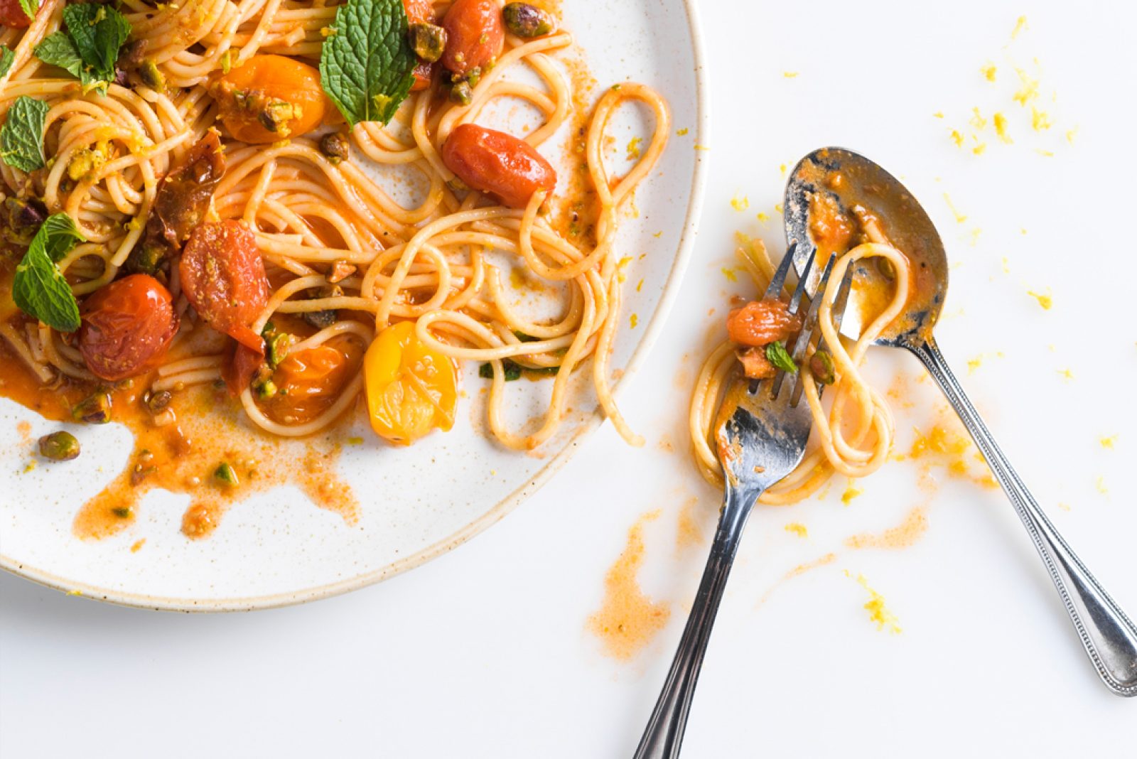 pasta-cherry-tomato-sauce-pistachios-cookish WEB