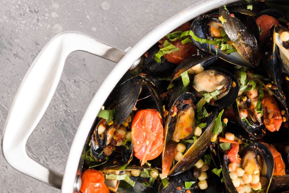 fregola-tomatoes-mussels-cookish WEB