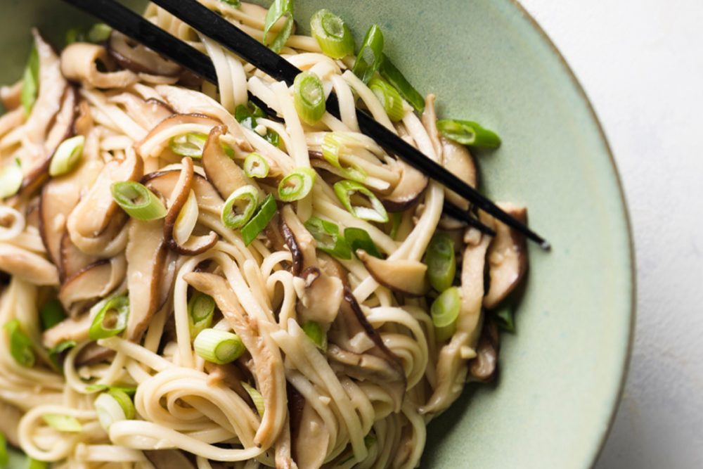 garlic-noodles-shiitake-mushrooms-cookish WEB