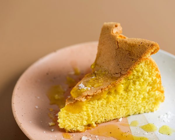 Portuguese Sponge Cake (Pão de Ló)