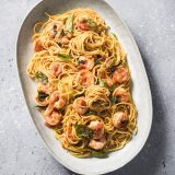 Spaghetti shrimp tomatoes white wine v