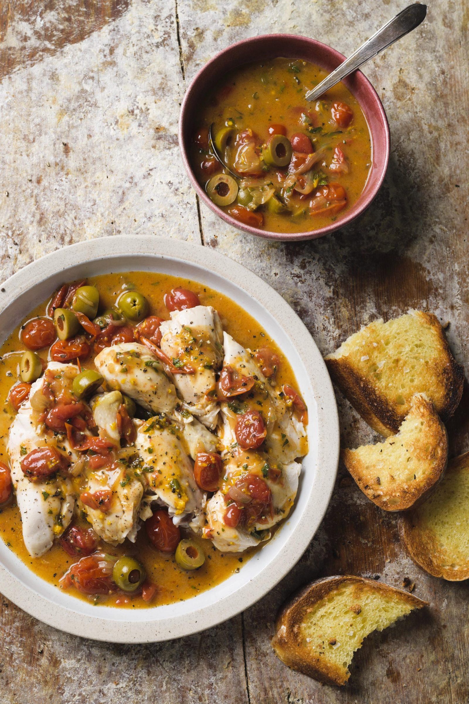 cherry-tomatoes-green-olives-chicken-en-cocotte-fast-slow