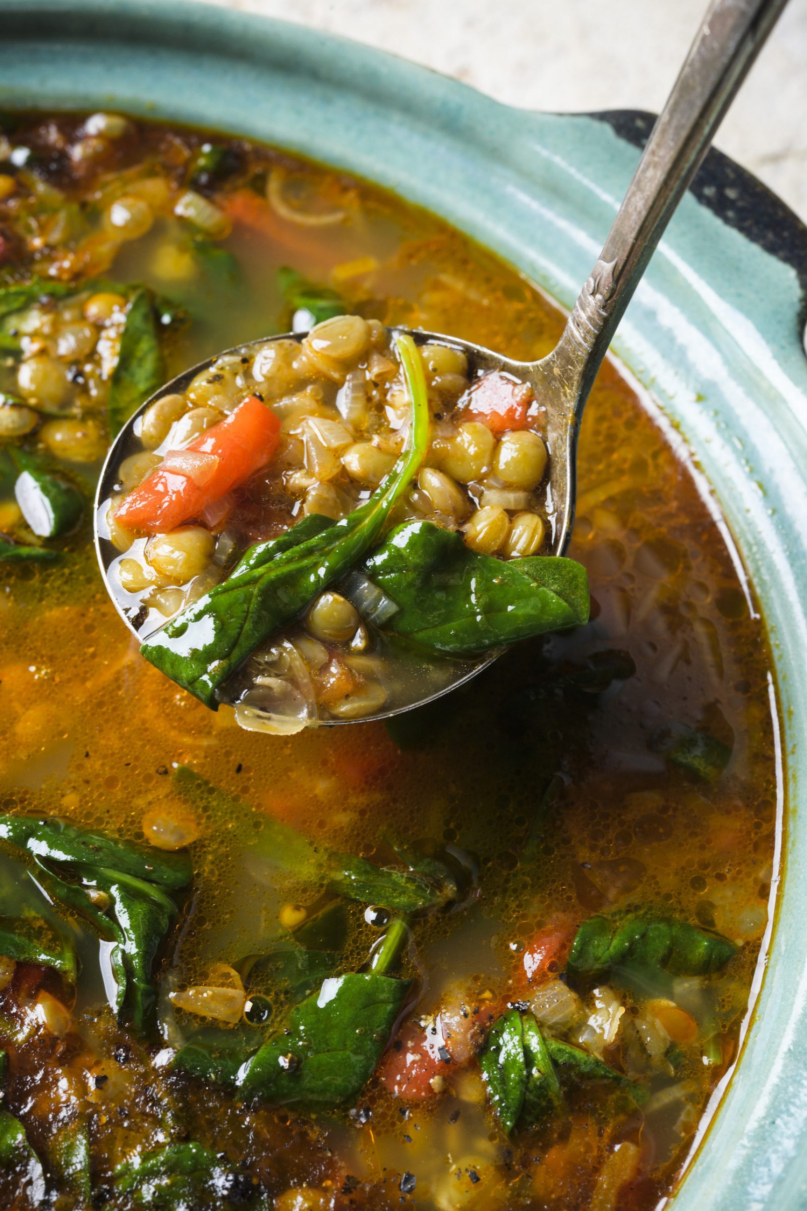 lentil-red-pepper-spinach-soup-v