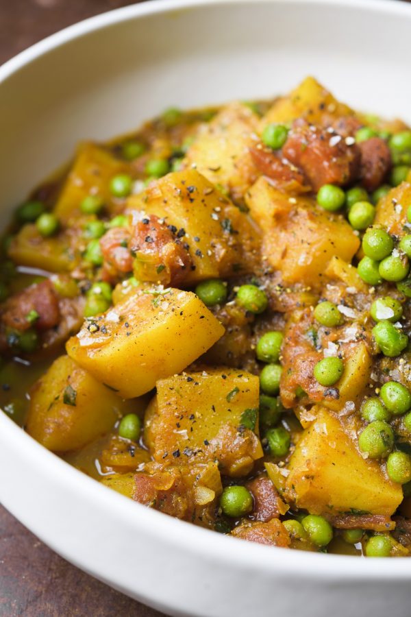 Potato and Green Pea Curry (Aloo Matar)