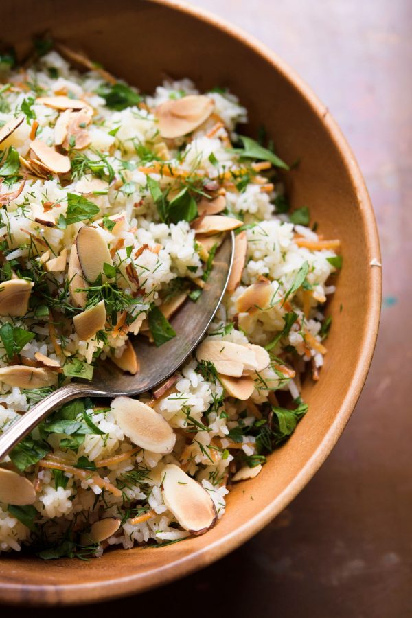 Middle Eastern Rice with Toasted Pasta and Herbs